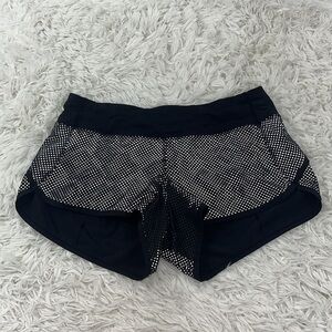 Lululemon Speed Short Ravish Reptile Silver Black / Black
